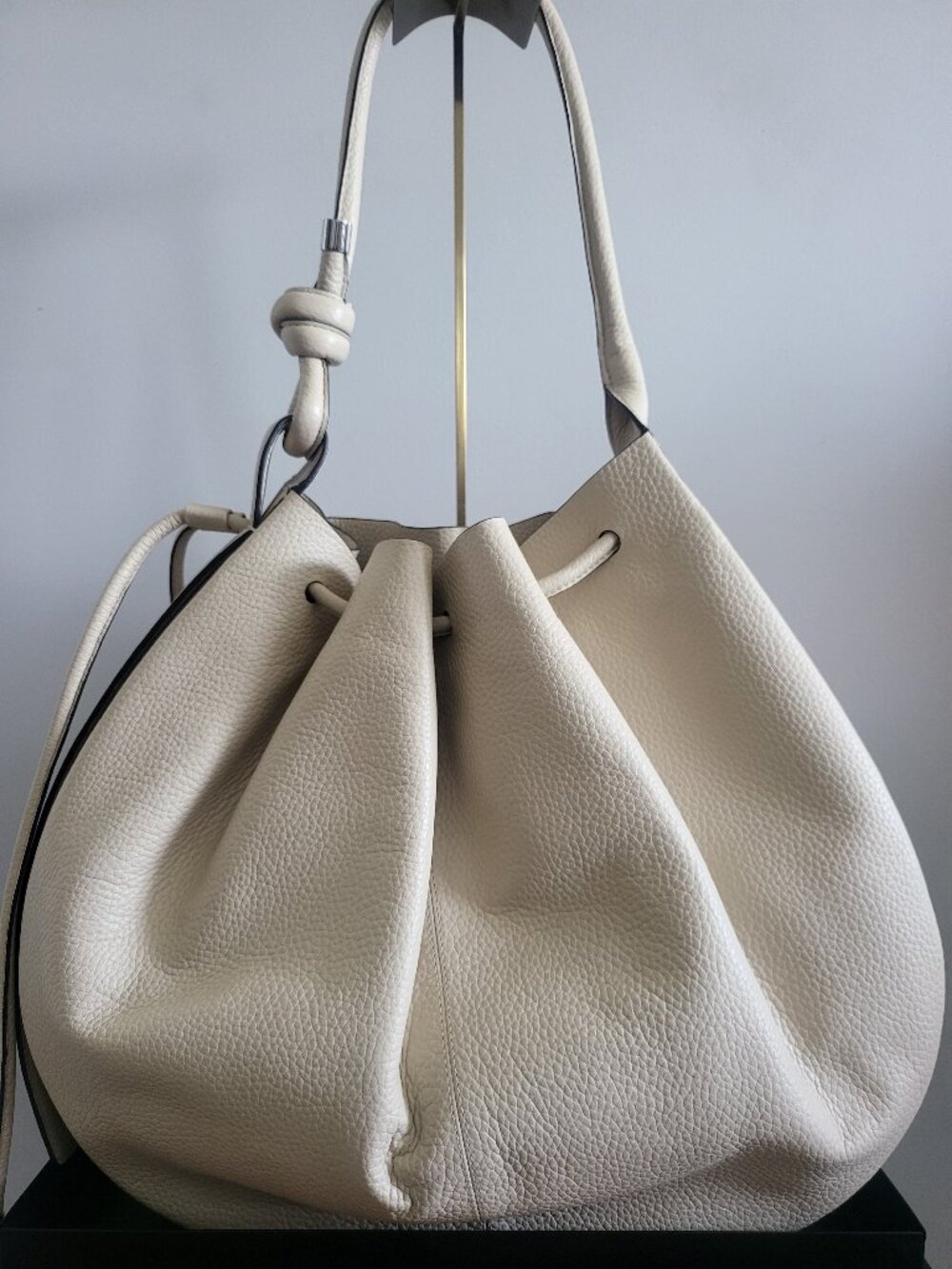 Behno bone Ina Large leather tote
